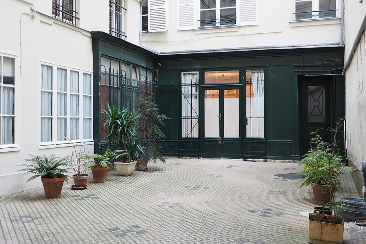 Palais Royal Chicsuites París Exterior foto